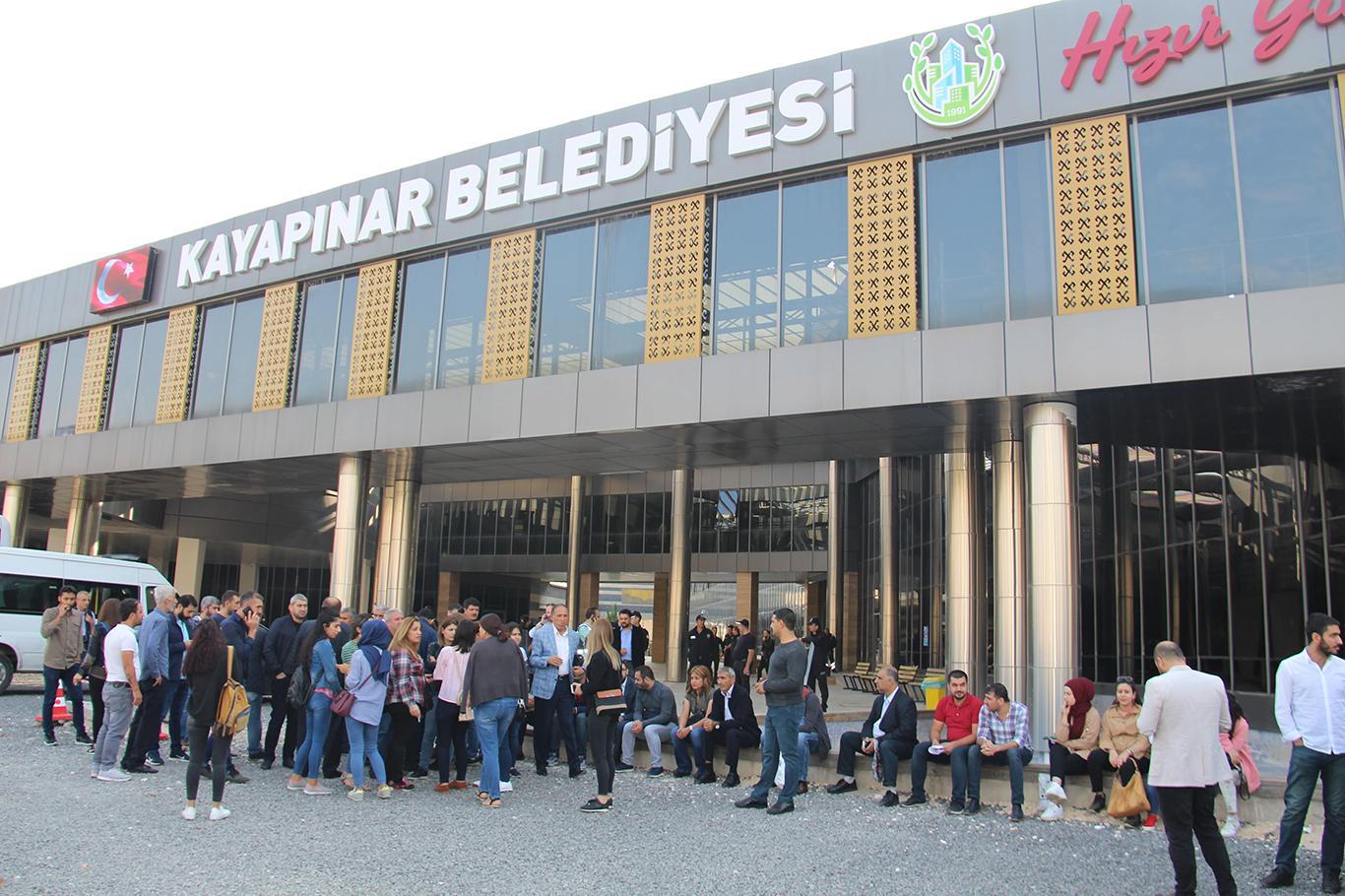 Ex- mayors taken into custody in Diyarbakır